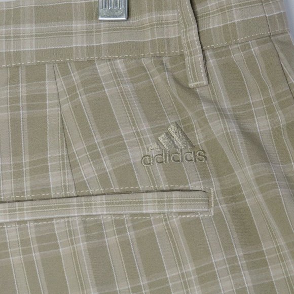 adidas* Men's 1.5" Belt Loop Multipocketed Plaid Flat Front Shorts~ Size 36 - Picture 12 of 12